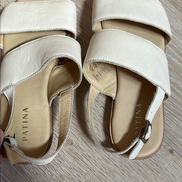 Portland Leather Cream Sandals with Slingback - Picture 2 of 5